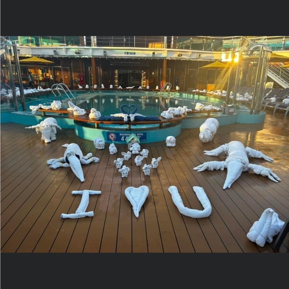 LIKE THIS TO BE NOTIFIED WHEN I AM LIVE!! - Picture 7 of 9